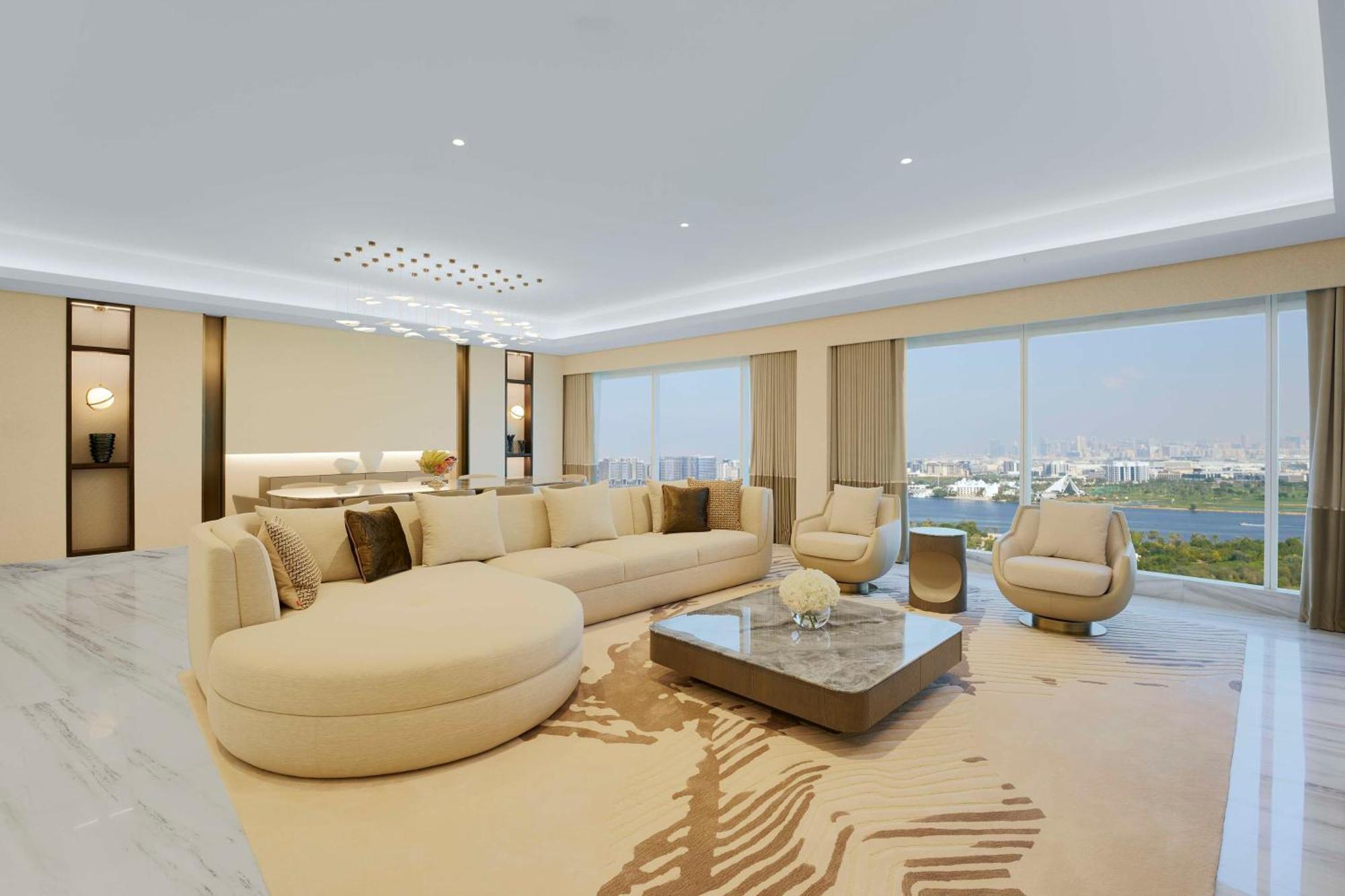 Grand Hyatt 5*